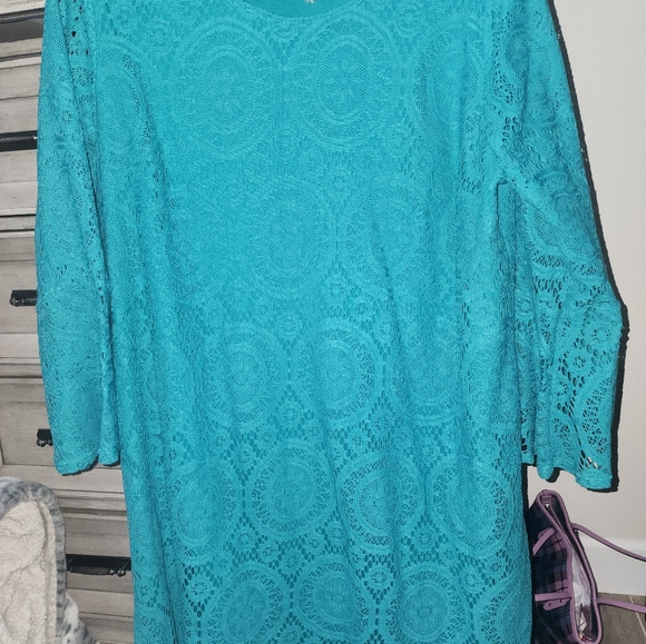 Dress - Picture 2 of 3